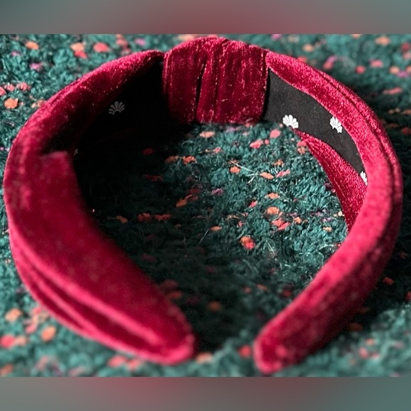 ‼️RARE‼️?Lele Sadoughi??NWOT?Velvet Hand Knotted Headband in Burgandy main image 4